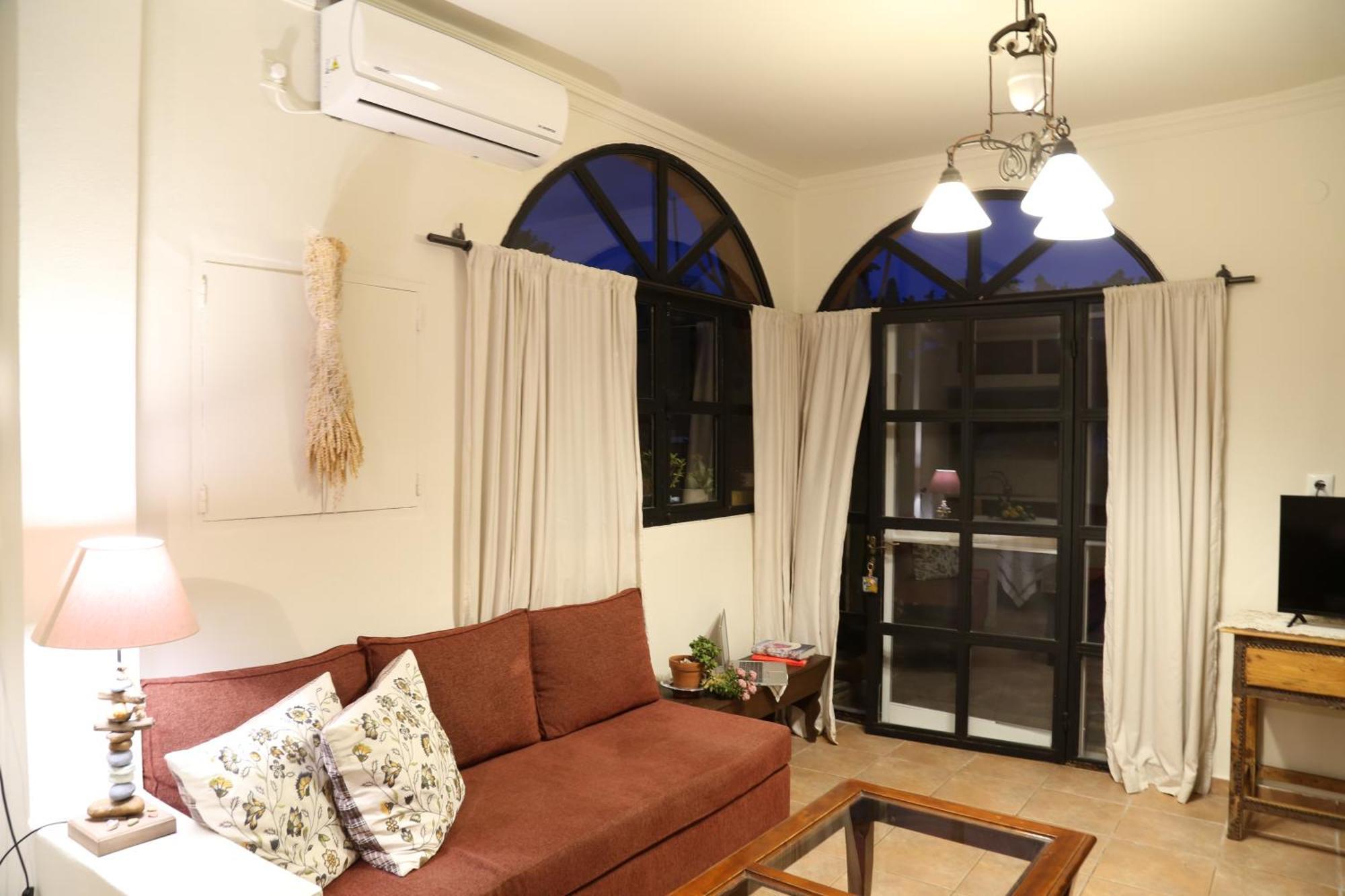 Zacharoulas Katikies Amarynthos Exterior photo